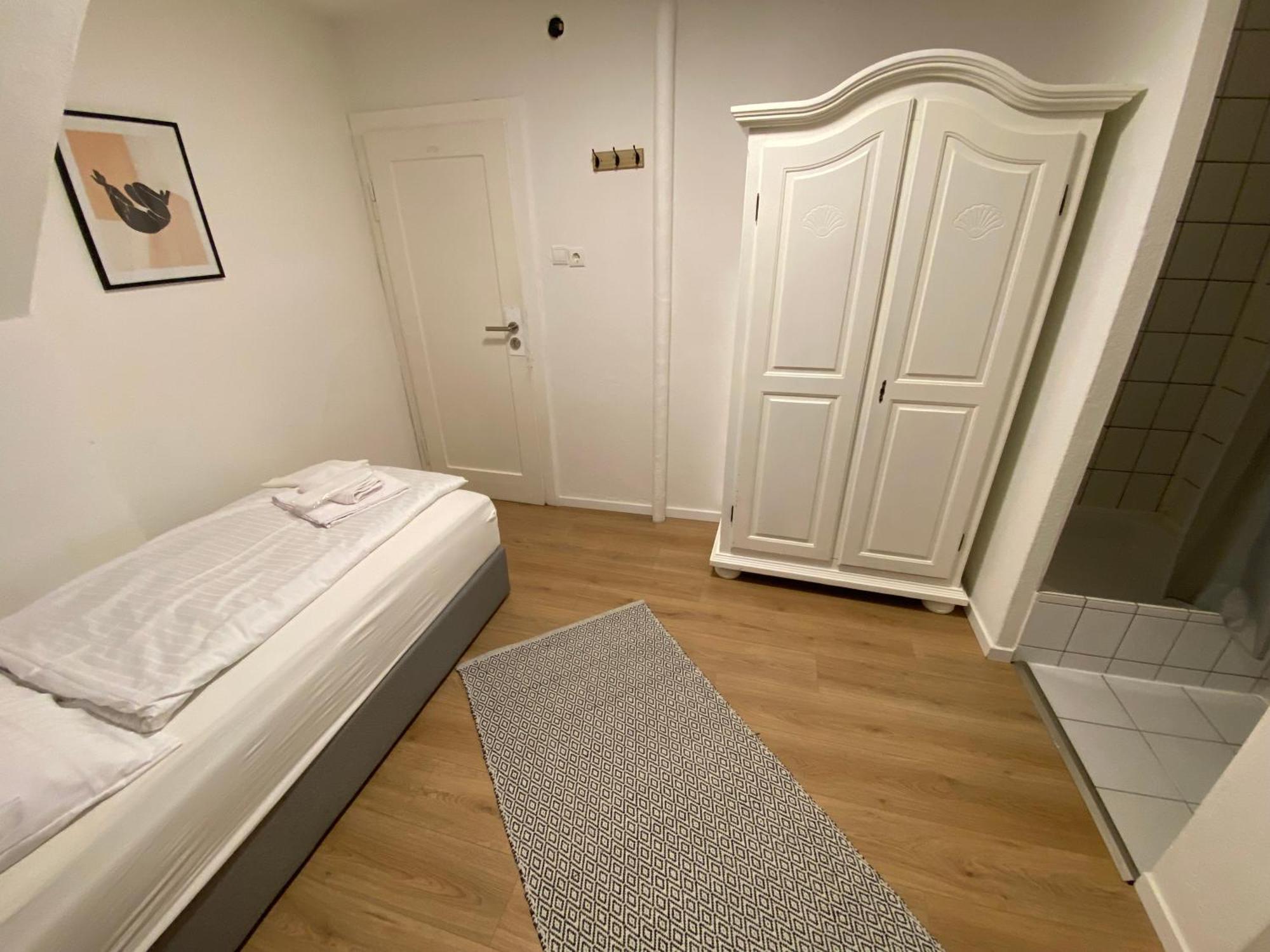 Swan Guest house *